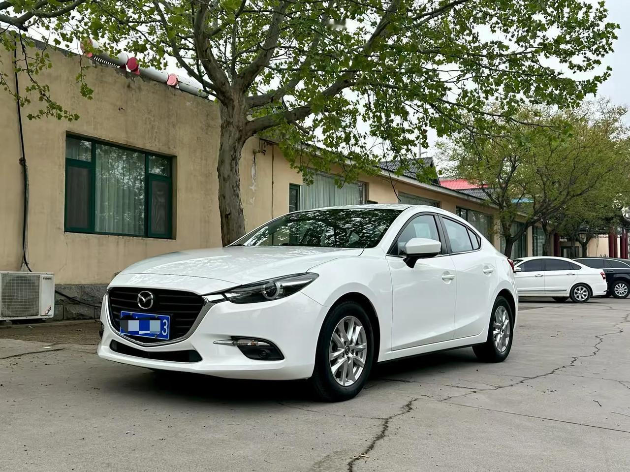 在售自营车，17款昂克赛拉

17年3月1.5L豪华昂克赛拉，原车漆，实表8万公