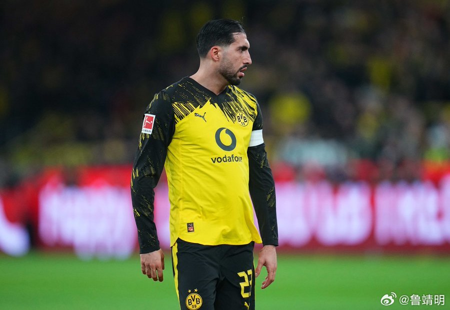 【续约】正如多特蒙德此前所表示的那样，尽管埃姆雷-詹左膝前交叉韧带撕裂，但他今天