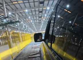 把山搬进厂里是疯了还是清醒比亚迪综合越野开发中心开放，12000㎡空间“复制”全