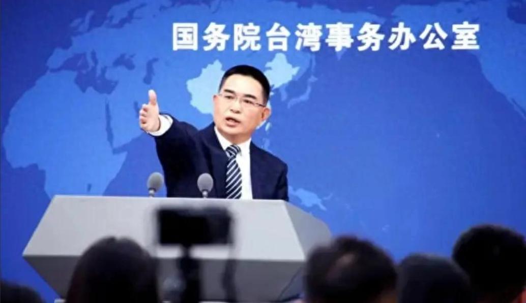 台湾以后不要说收复了，也不要说回归了，因为根据法律要求，我们早在1945年就从日