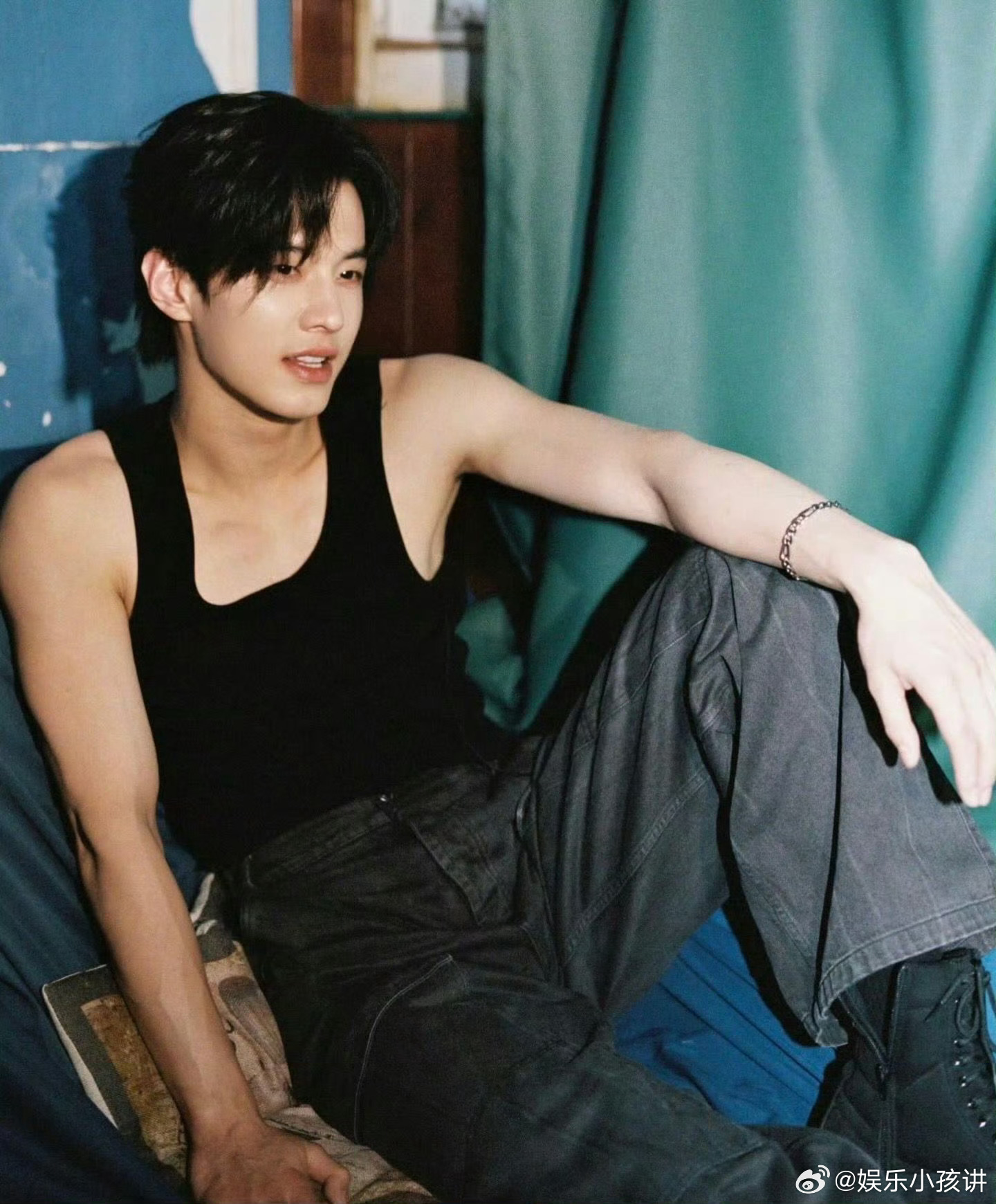 何与男人中的男人何润东认证何与是男人中的男人🤩听完何润东这段爆料疯狂好奇健身房
