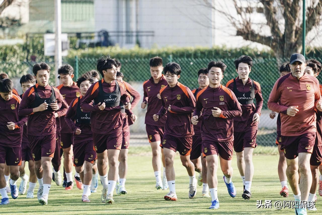 警报全面拉响，中国国少队能不能进2027年亚少赛正赛成疑问。昨晚，中国U16国家