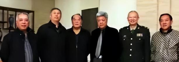 1967年，有人求见许世友，保卫人员连忙上前禀报，许世友脾气一上来，直接厉声回绝
