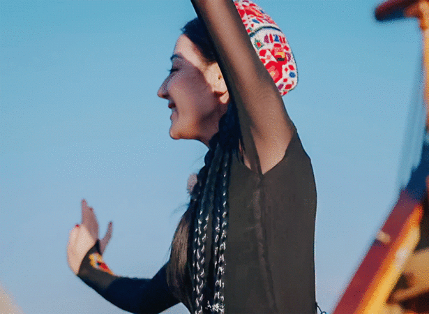 迪丽热巴今年又得大出圈了迪丽热巴又得大出圈了 迪丽热巴又得大出圈了 ，跳舞唉～ 