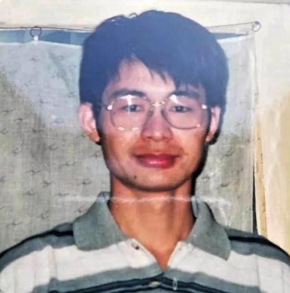 114次庭审，一个清华半导体博士，被关了1277天。把他送进去的，不是别人，是他