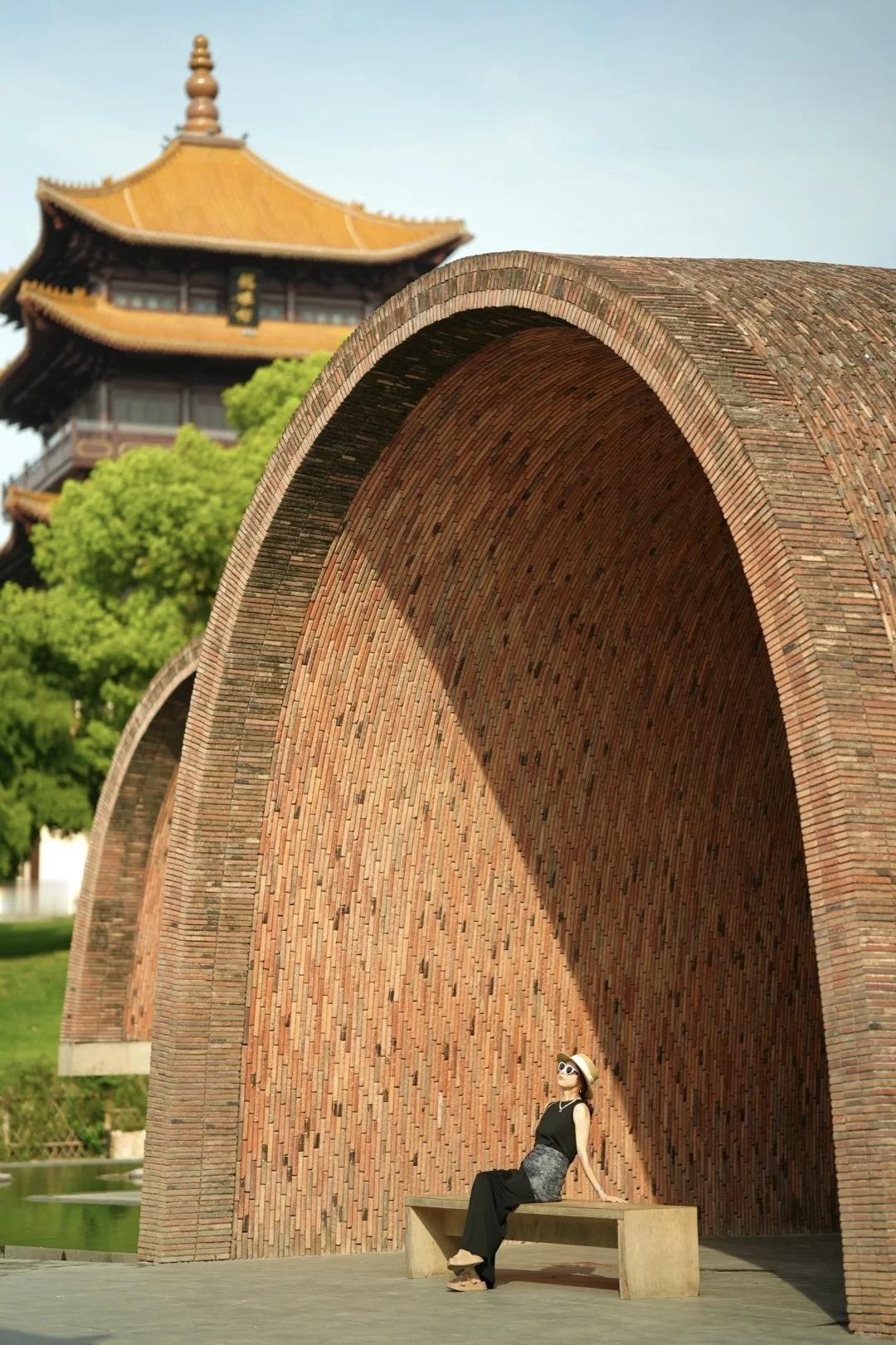 【你认可生活有八个状态吗：笑了，变了，累了，怕了，哭了，认了，懂了，算了】
  