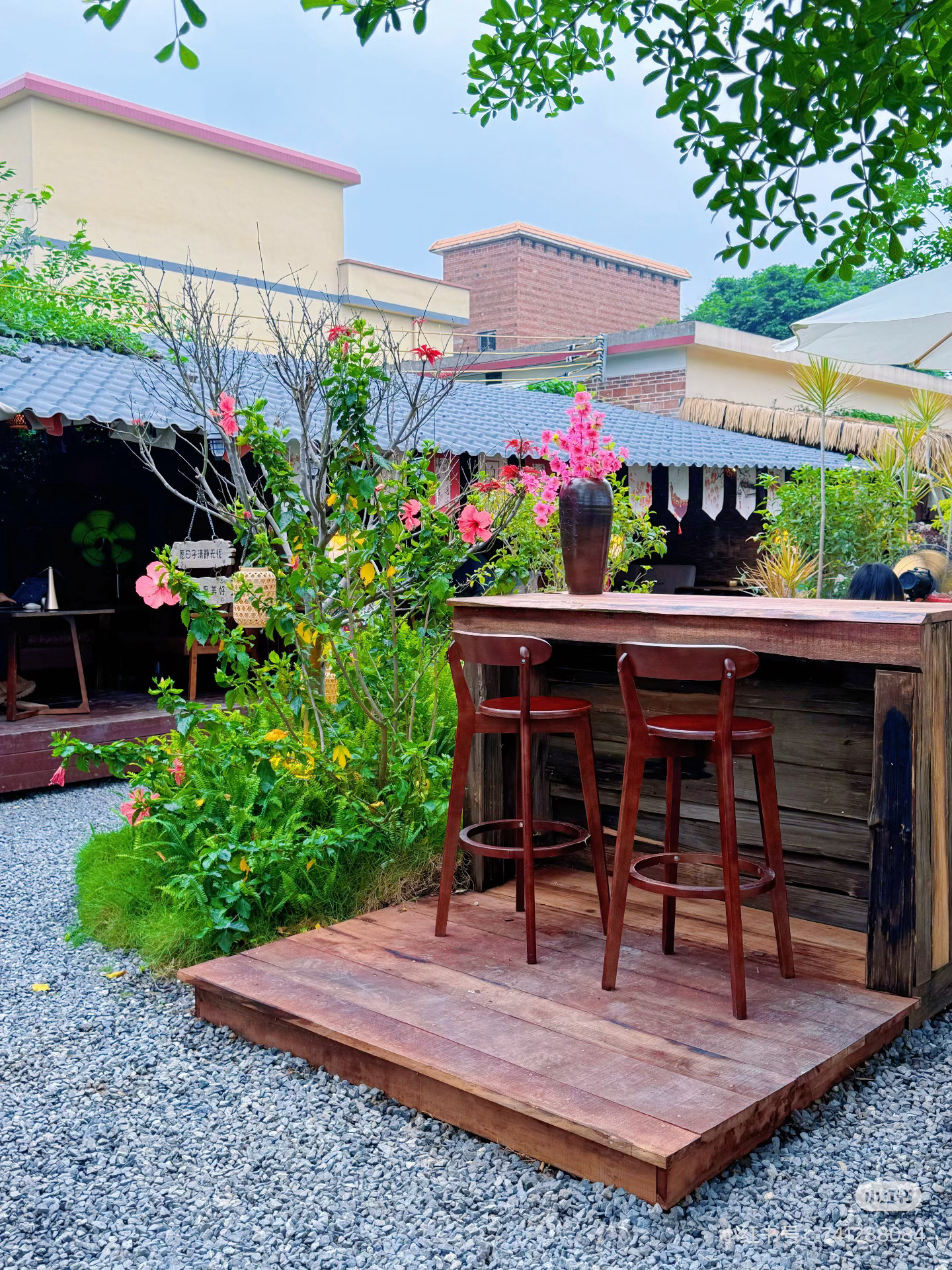 作者：小川糸 《山茶文具店》芭芭拉夫人教给我一个获得幸福的魔咒，只要在心里反复默
