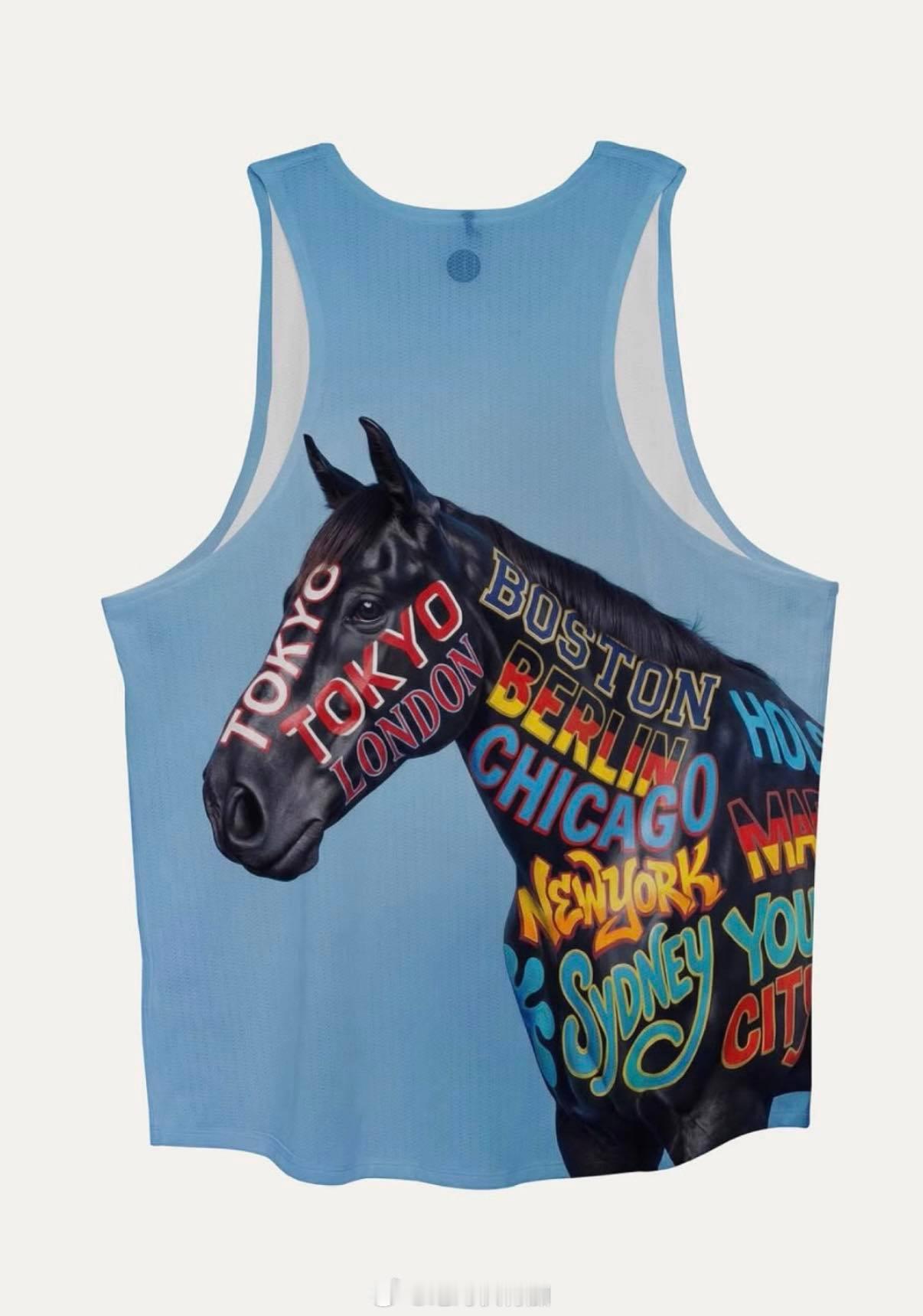 马年主题的跑步背心。这么送上门的题材，看看哪个品牌能有精彩表现吧（暂时只看到这个