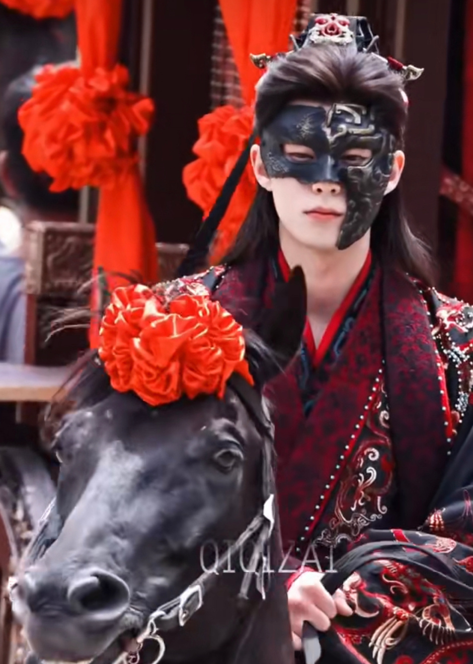 王鹤棣《将门独后》谢景行大婚路透，好一个潇洒俊美的新郎官！ 
