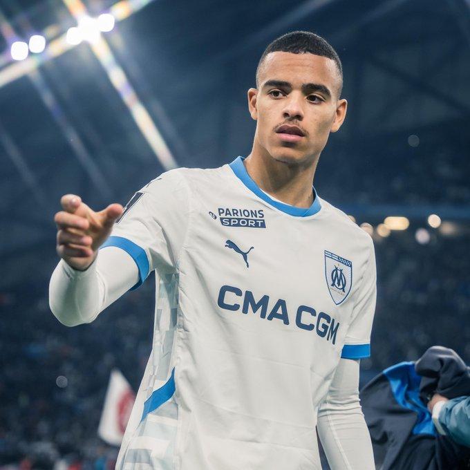 欧洲转会新闻！
★倒一手！
马赛打算今夏出售几名关键球员，其中就包括格林伍德，这