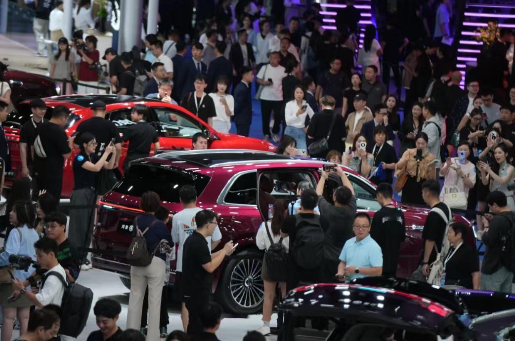 一个坏消息传来，这就是日媒不得不接受的现实！最近，汽车圈被一张网传截图刷屏了，数