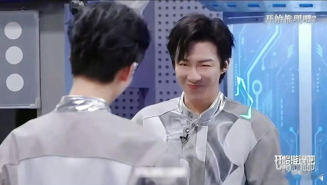 刘宇宁怎么越长越像娟子了 ​​​