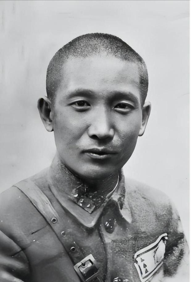 1938年，西南联大300多名师生徒步西迁。为防土匪劫掠，张治中致信湘西群匪。谁