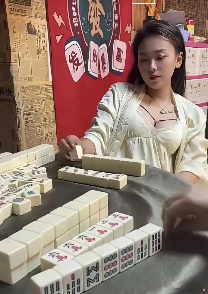 这一局谁输谁赢很明显了吧！[笑cry] ​​​