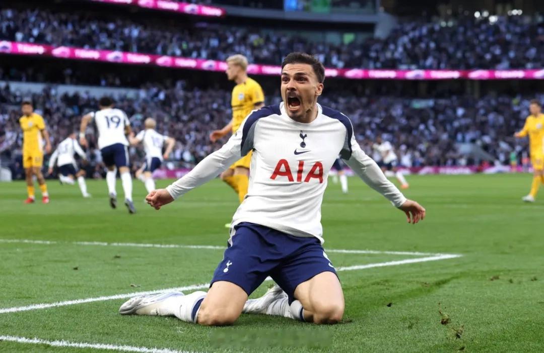 德国天空体育消息，热刺对帕利尼亚感到满意，他们愿意激活选择性买断条款，但也希望能