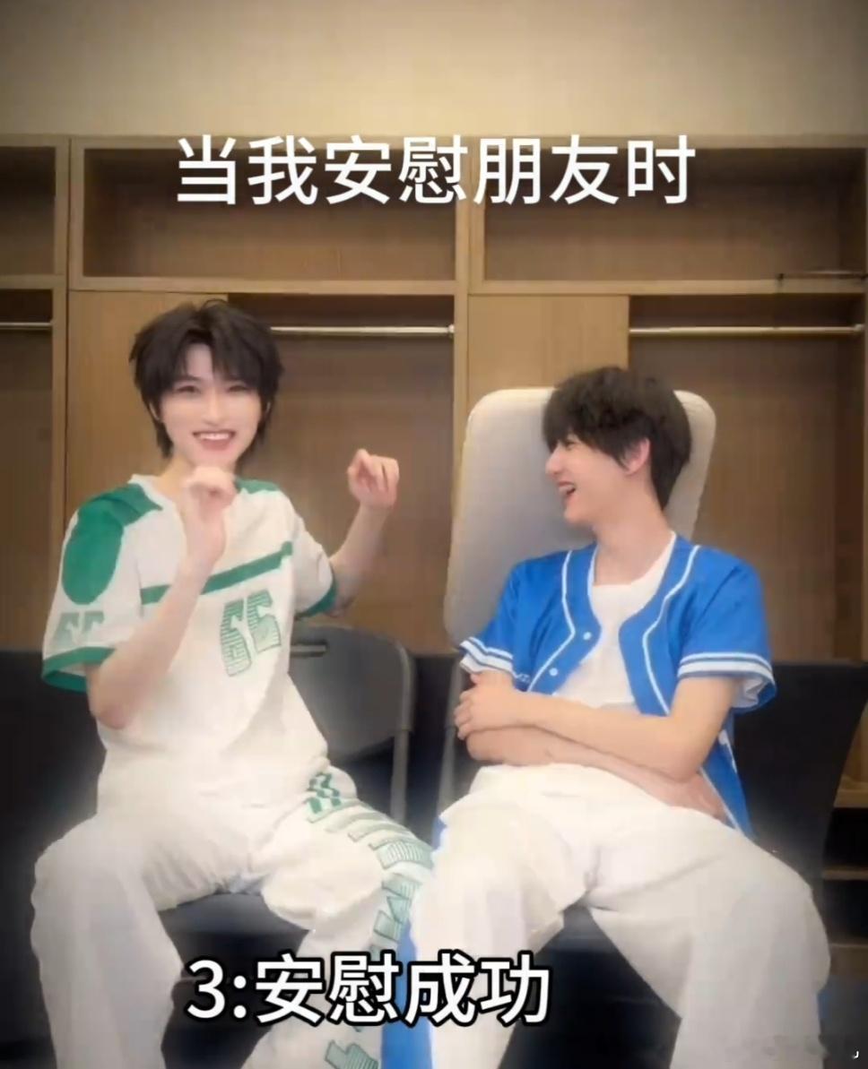 黄朔李煜东合拍黄朔给李煜东变魔术黄朔之前说的合拍来了 