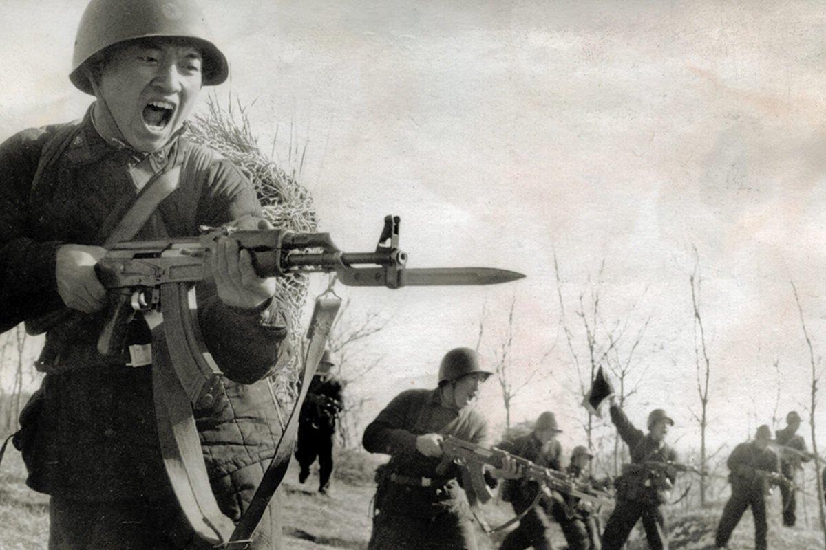 朝鲜的 58式突击步枪（参见图1~2） 和 68式突击步枪（参见图3~4）。58