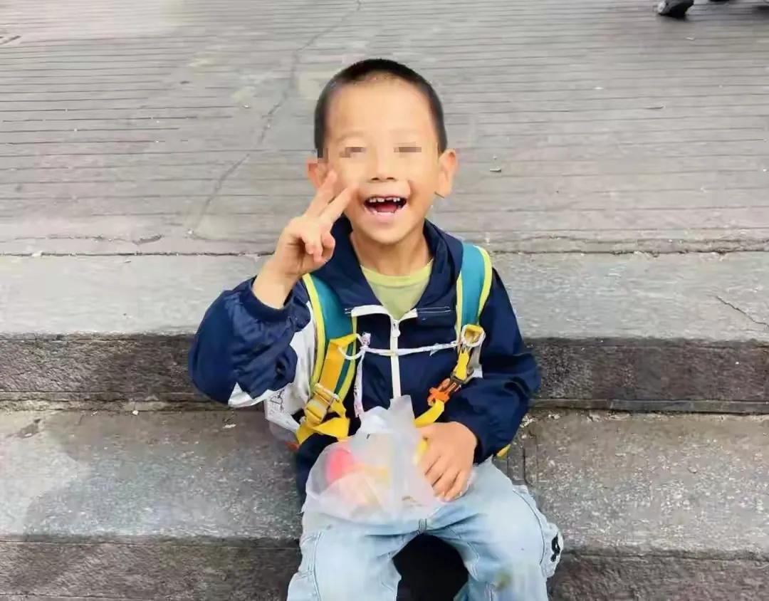 北京8岁自闭症男孩在大理苍山走丢遇难，至今为止，机构老板没有道歉，一直站在自己角