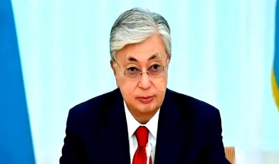 真的想不通！哈萨克斯坦守着中国这个近在咫尺的超级大市场，放着家门口的生意不做，非