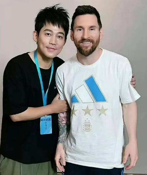 苏醒 预言家 梅西的死忠粉苏醒发文称，奥地利不好对付但梅西万一又进俩呢？结果阿根