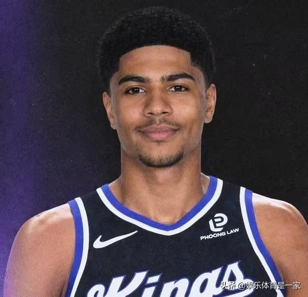 昔日7号秀在NBA和G联赛之间挣扎！海耶斯与国王续签第二份10天合同

据NBA