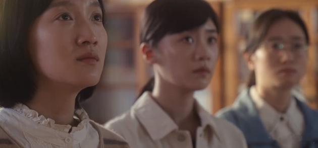 #山花烂漫时张桂梅宣誓好燃# 最为期待的就是《山花烂漫时》这部剧与观众的正式见面