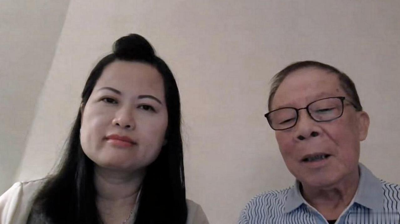 轰动全港的黄昏忘年恋主角何伯，法院判刑短短几天就离开人世，临走心里憋着一股怨气，