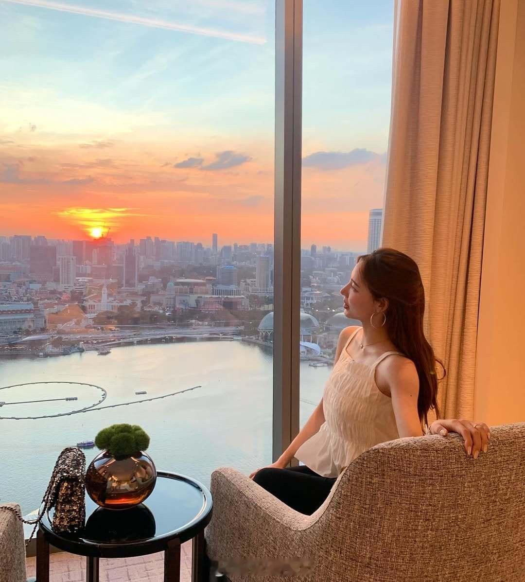娜妍ins更新 ​​​