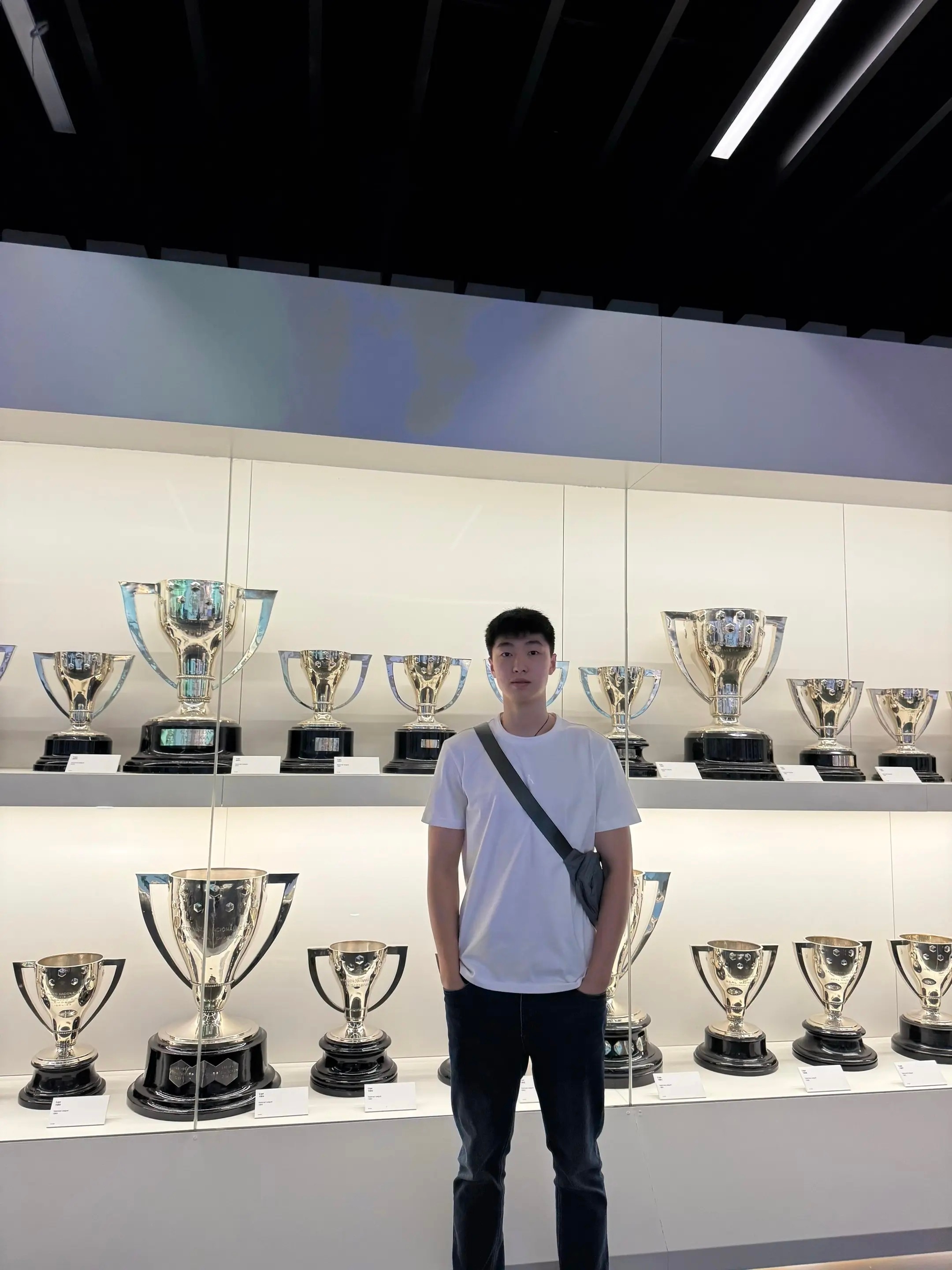 张峻豪更新🇪🇸在西班牙的碎片🧩爱来自辽宁