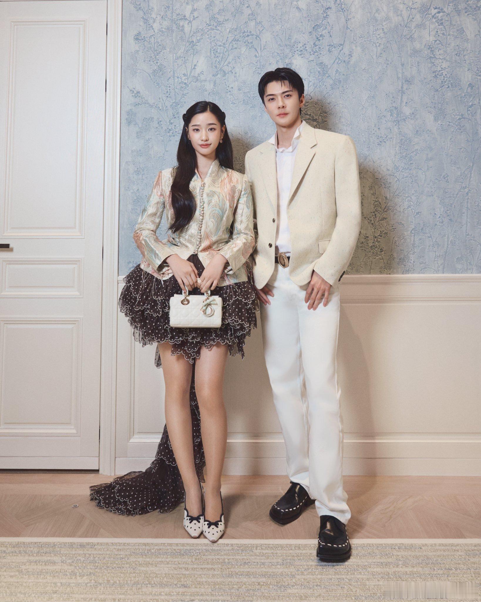 推万转：那个曾经把 Sehun 的名字写在脸上的小孩，现在和世勋一起参加Dior