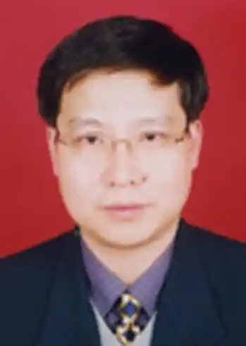 【#芜湖三山经开区原管委会副主任徐平被双开#】#安徽反腐快讯# 日前，经中共芜湖