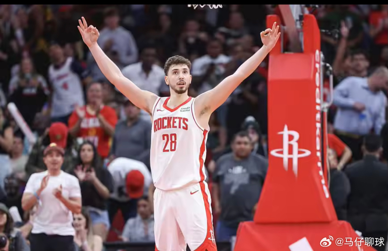 3月24日讯 NBA常规赛，休斯顿火箭在客场以124-132的比分不敌芝加哥公牛