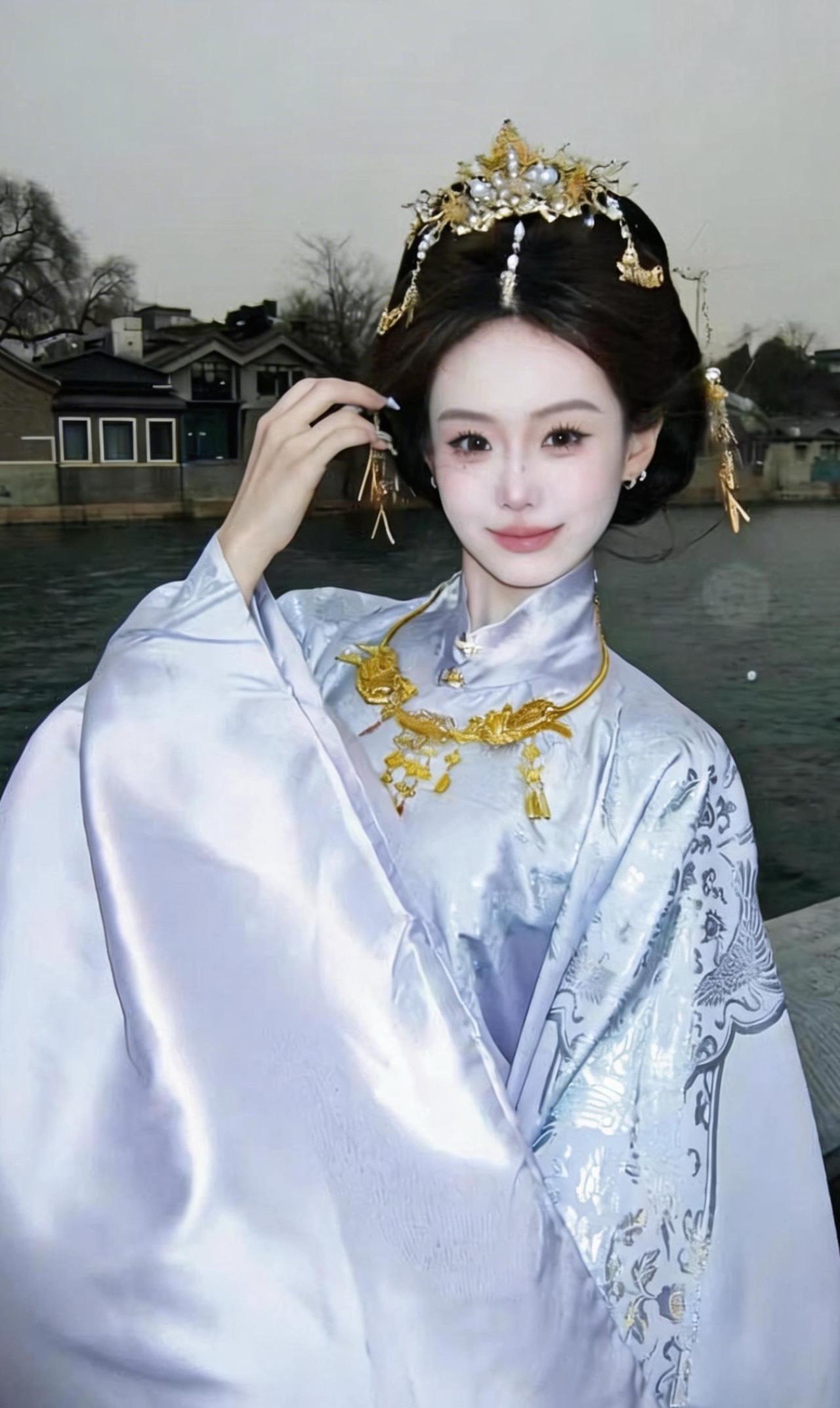 爱财爱己爱闺女汉服日常