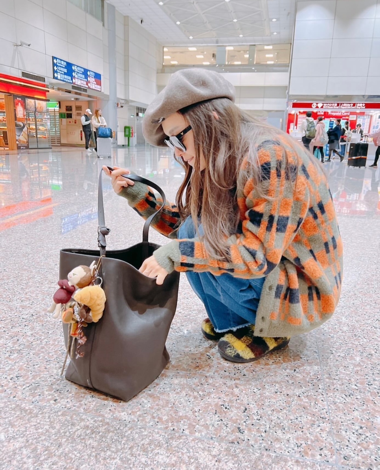 范玮琪[超话]   【IG】  又在找什麼 
