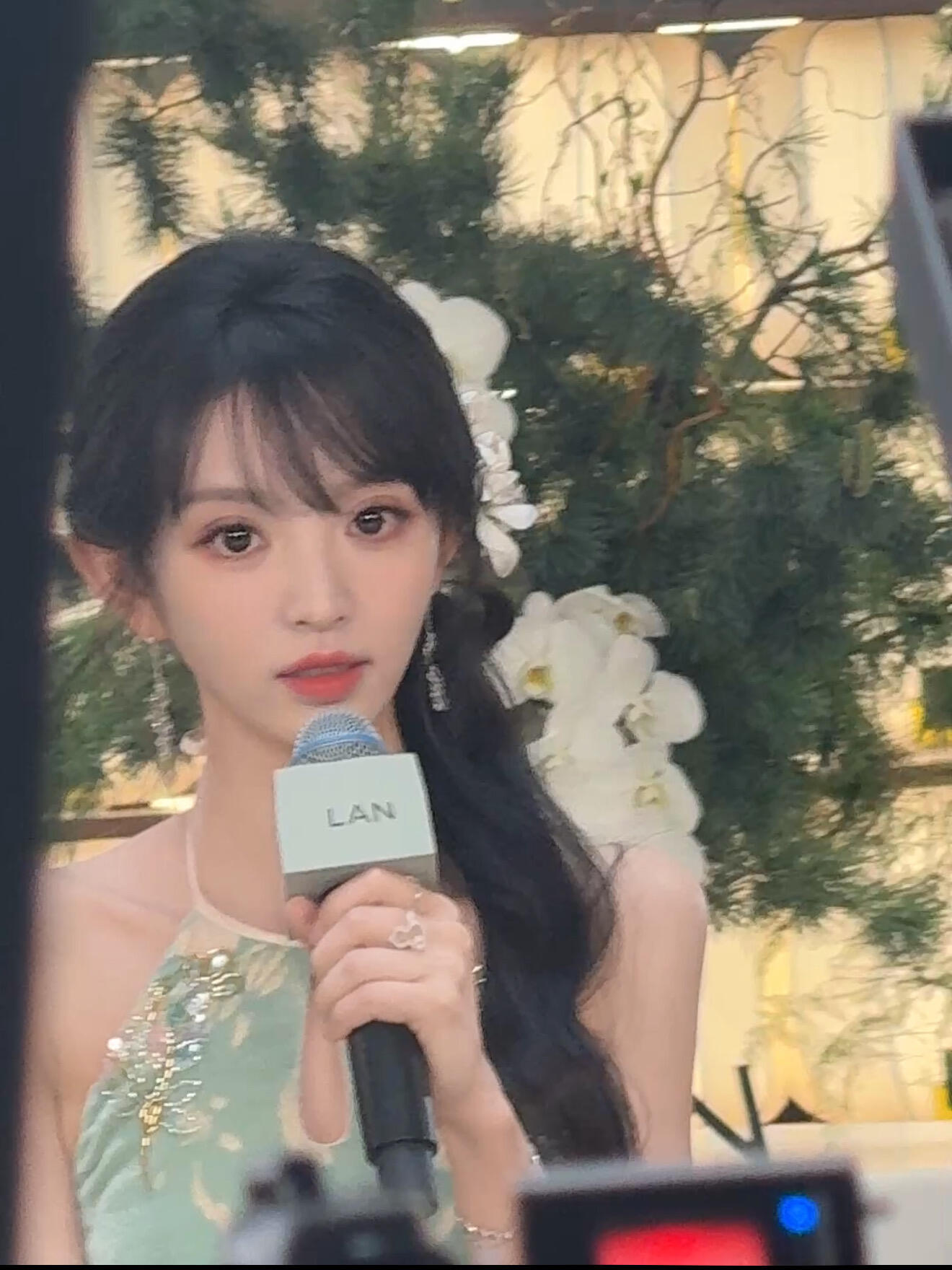 田曦薇杭州人气【田曦薇】据说是最接近真人的一张 