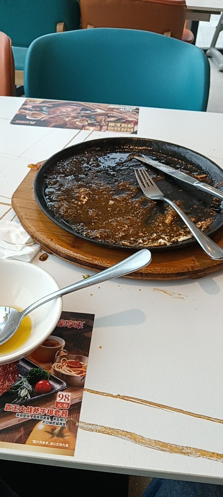 蔡评郑有一条非常在理。
郑想得到这边的重视，不是靠主席的身份，而是看她能代表多少