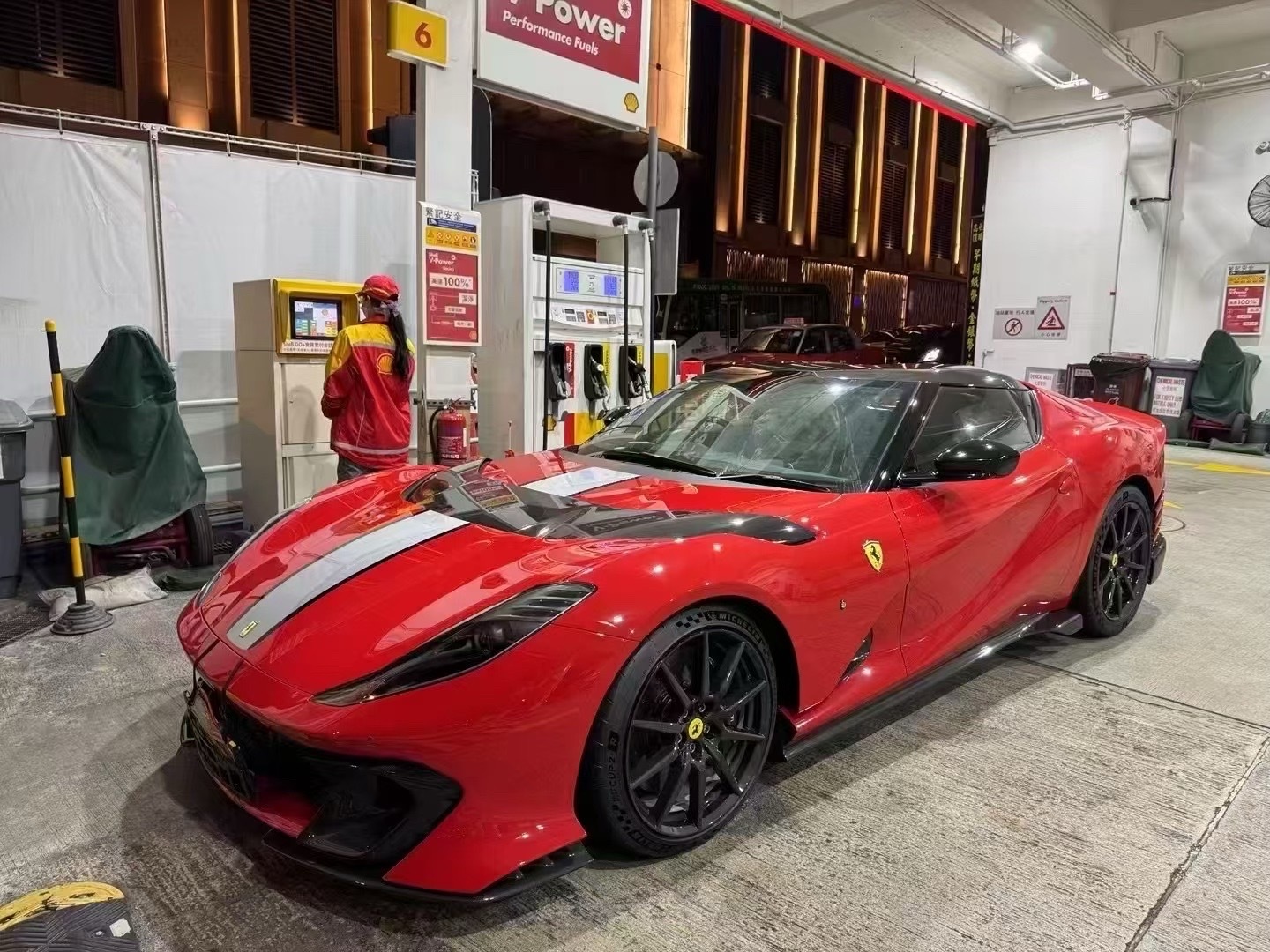 法拉利(ferrari) 法拉利812C Aperta 右舵现车 两地牌香港澳门