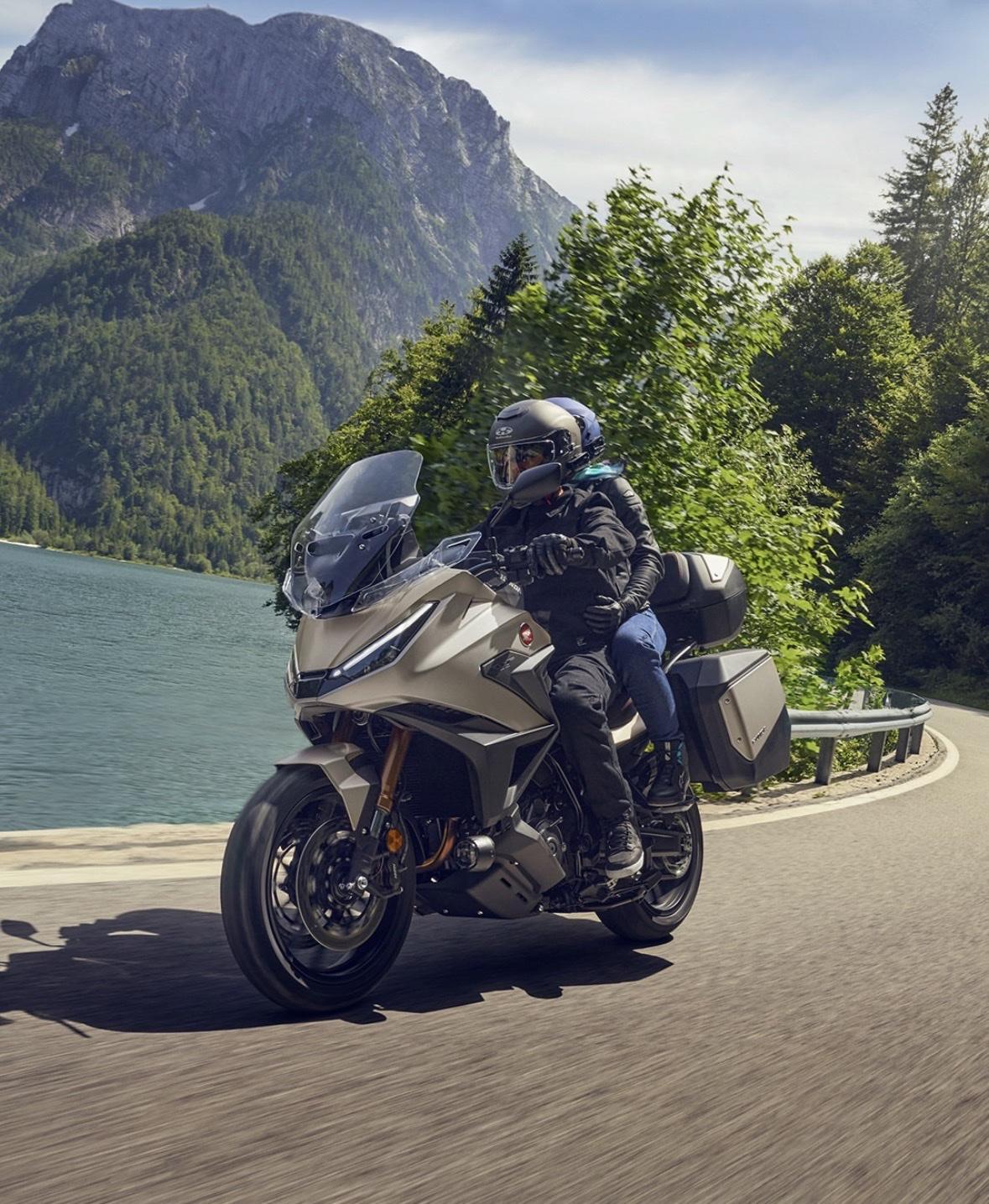 生活不过是一场2、3万天的游戏
年龄只是符号，心态才最重要
只要心灵不老，我