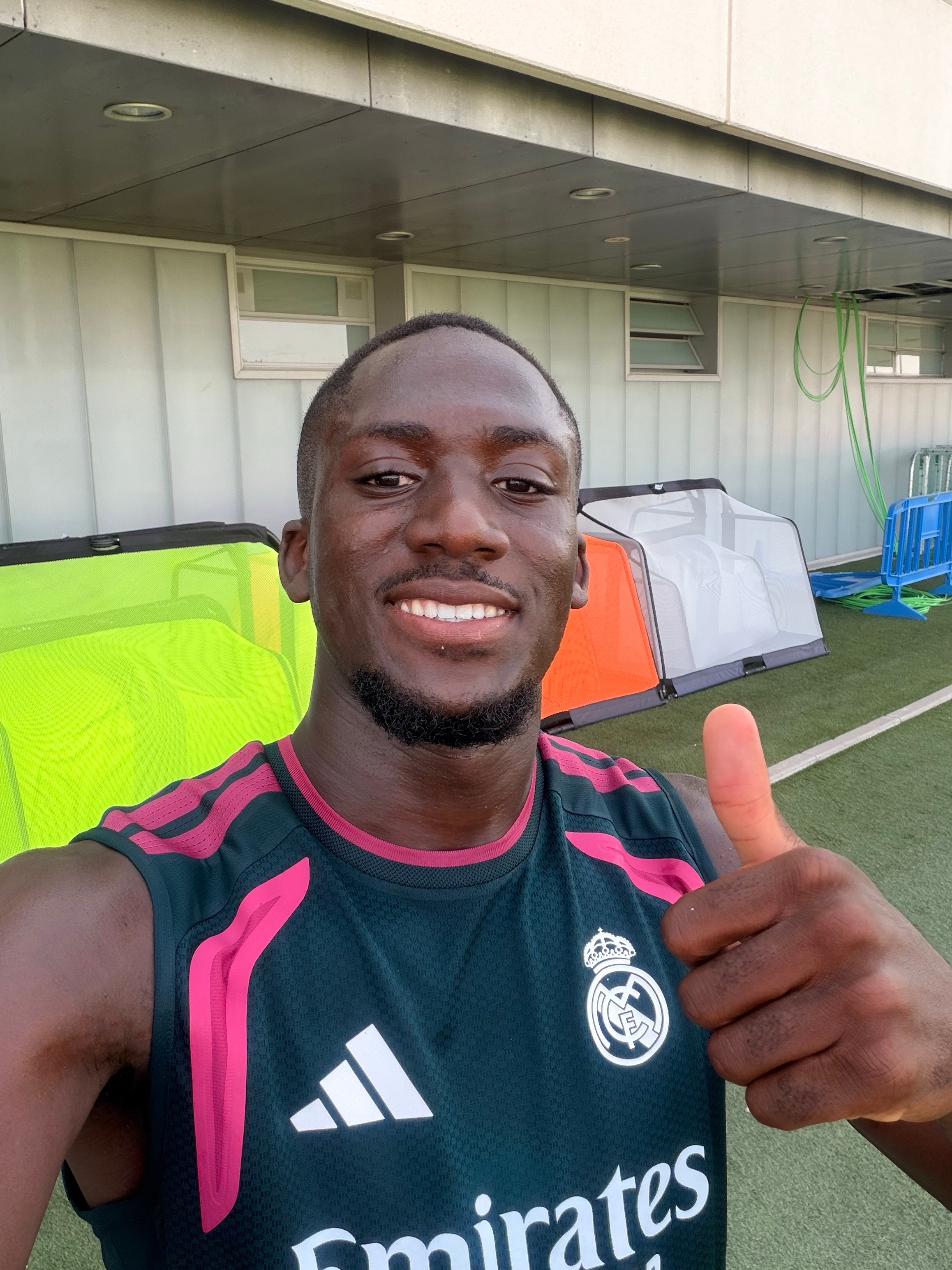 🤳😊💚💗🤍halamadrid