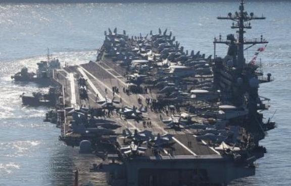 为何美国债务高达37万亿美元，还能养得起11艘航母？其实我们都被骗了，美国债务3