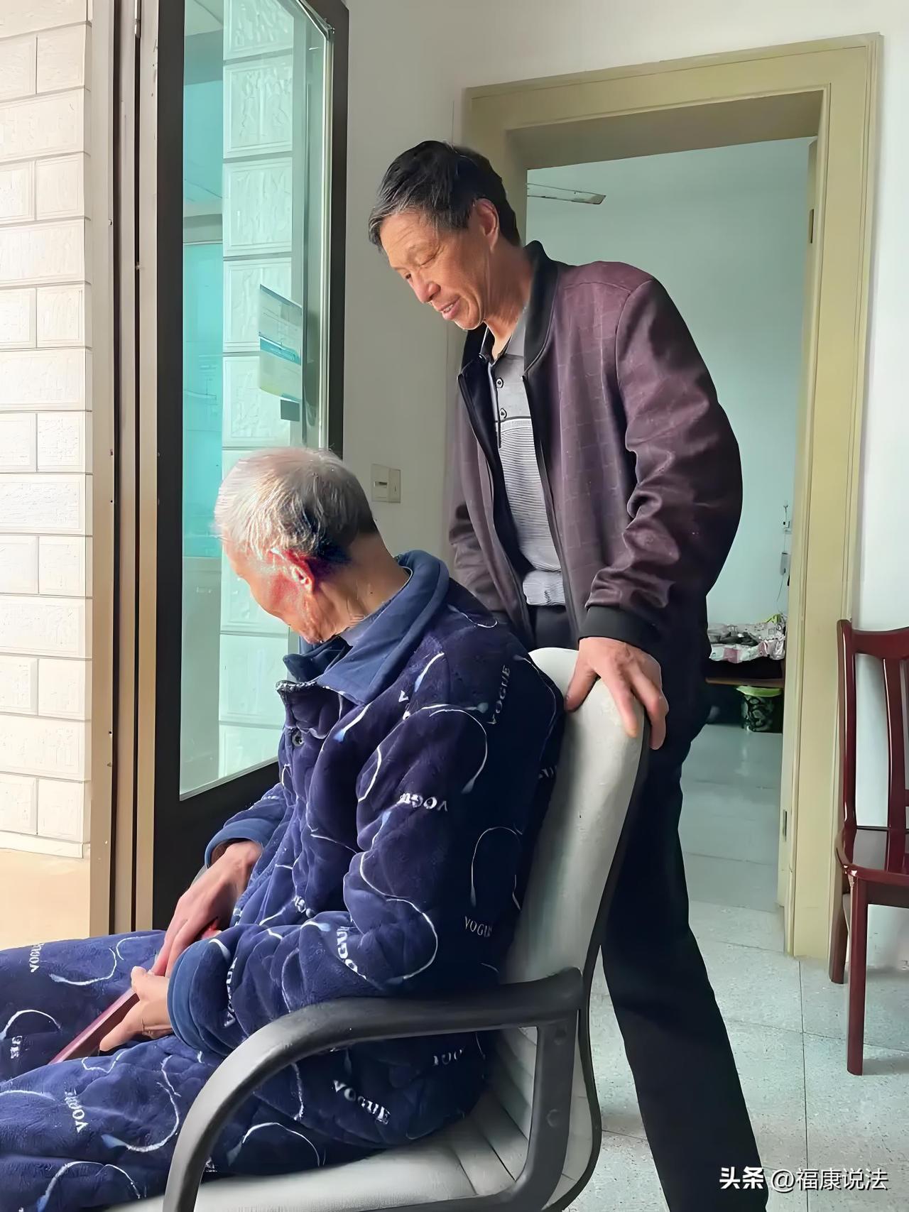 北京，老人临终前留下遗嘱，发放的抚恤金归大儿子所有，老人去世后，大儿子把抚恤金以