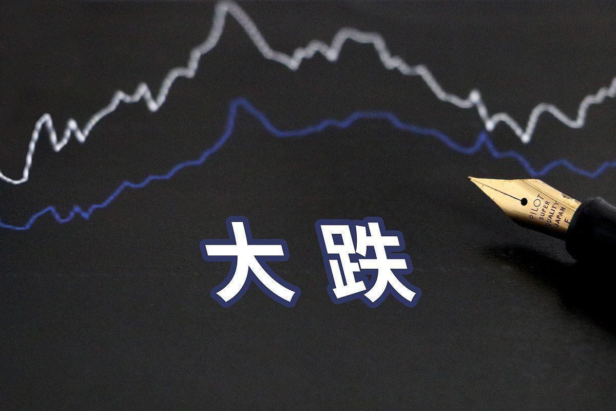 白银市场要警惕了！纽约COMEX白银库存已跌回2025年初水平，潜在风险悄悄上升