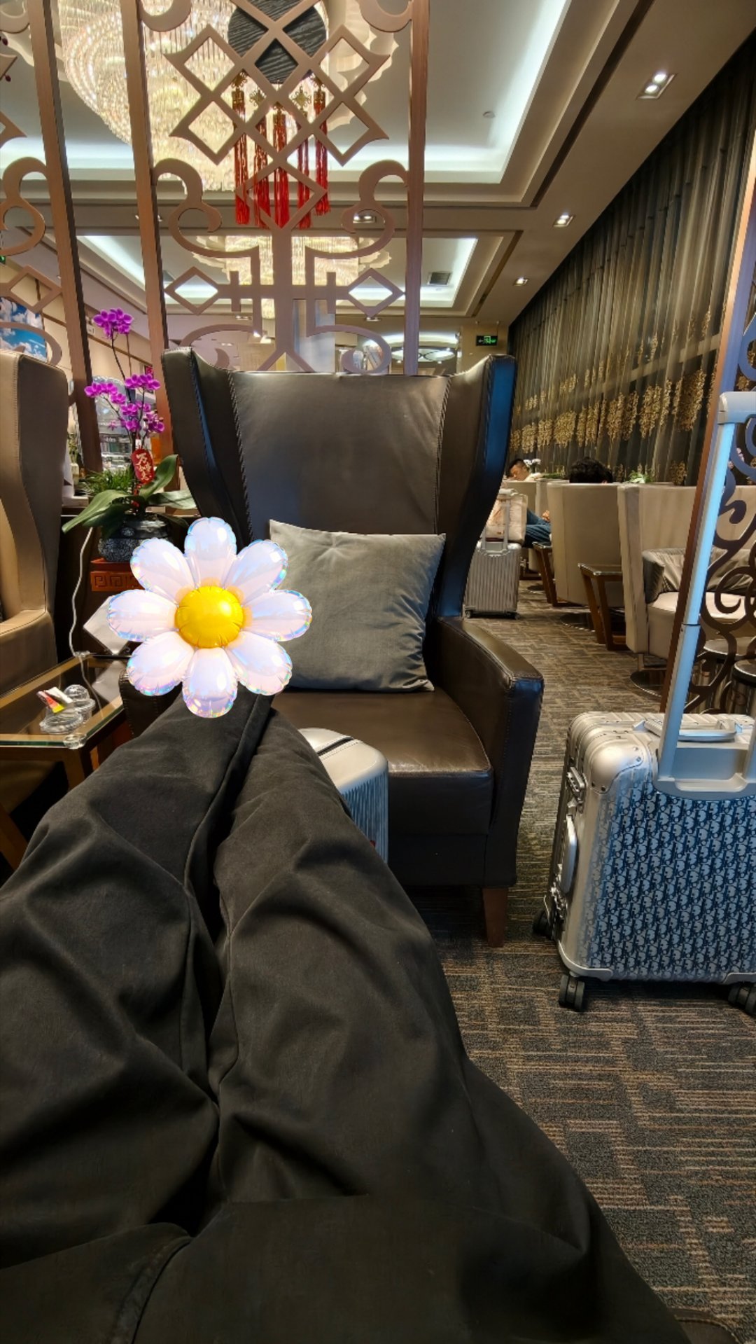 埃及航班行李全部丢失中国乘客发声我现在根本不敢托运，国内托运是费时间，国外是费行