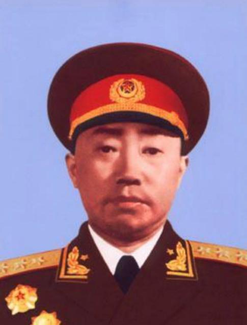1978 年，开国上将彭绍辉病逝，妻子张纬却发现遗体不对劲，当即向中央提出：解剖
