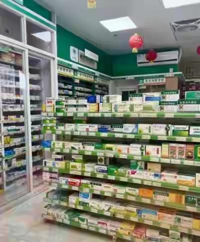 大家有没有同样的经历，反正我是碰到过几次，就是每次去药店里面买药。都会碰到里面的