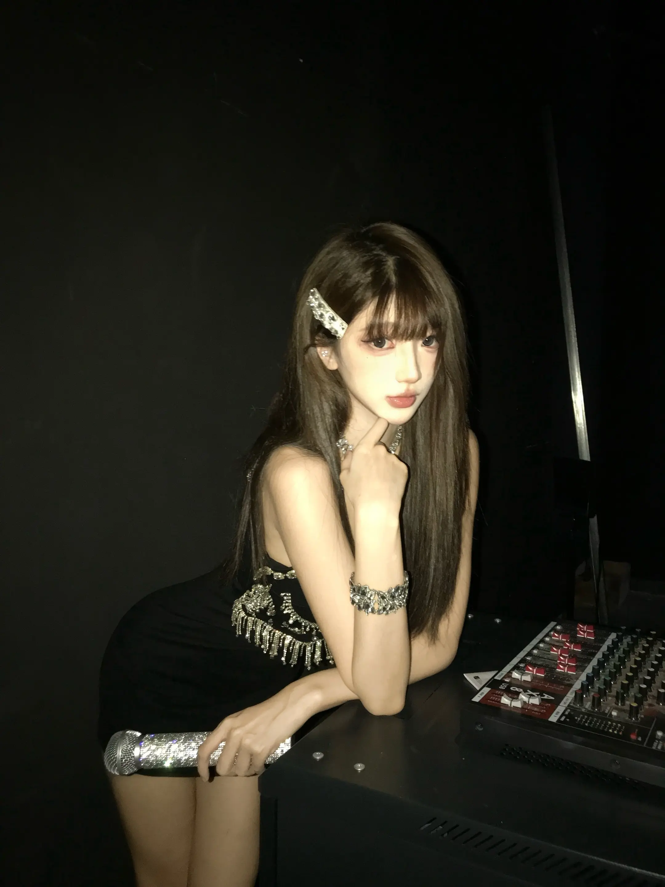앞으로 행복한 눈물만 흘려요.