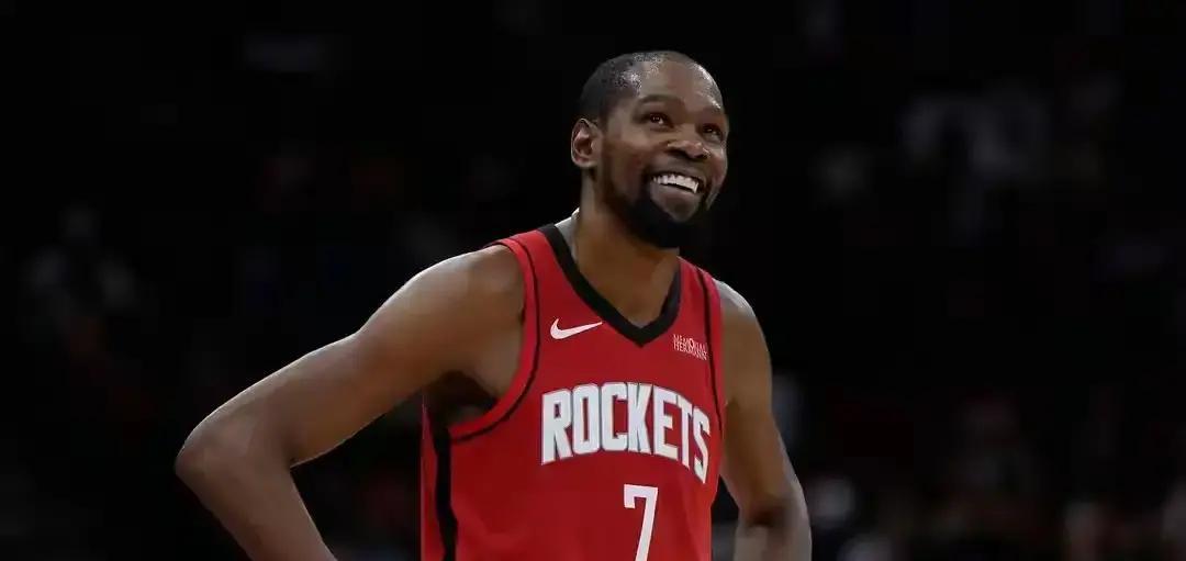 数据摆在那儿，今天这俩人打得都跟战神似的。

可一个赢了，一个输了，你说气人不气