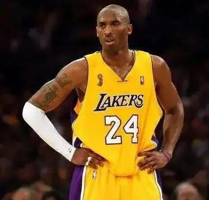 科比如此强大，为何整个职业生涯仅获一次常规赛MVP呢？
科比职业生涯仅在2007