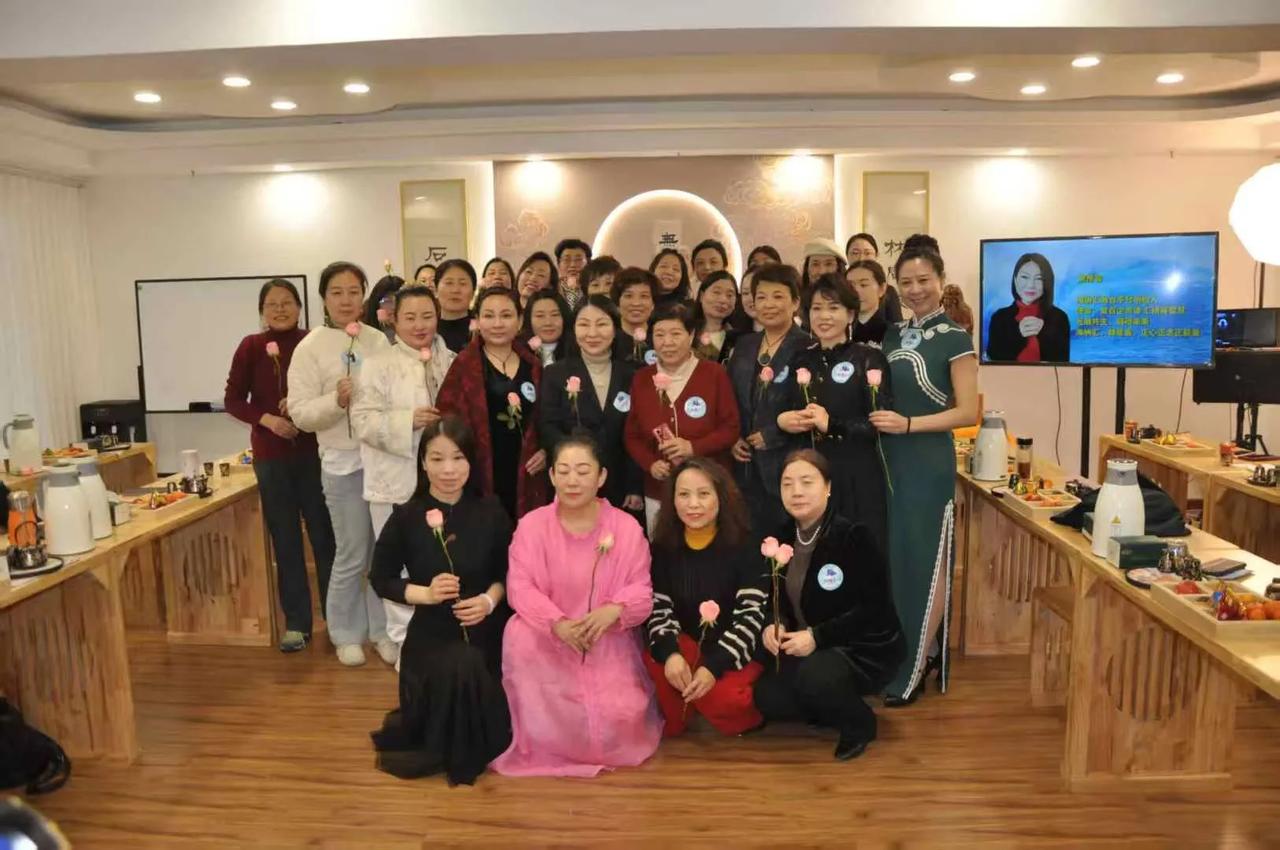 海纳汇三八女神节掠影[玫瑰]三八女神焕新季 三八节购物分享 妇女节企业活动 三八