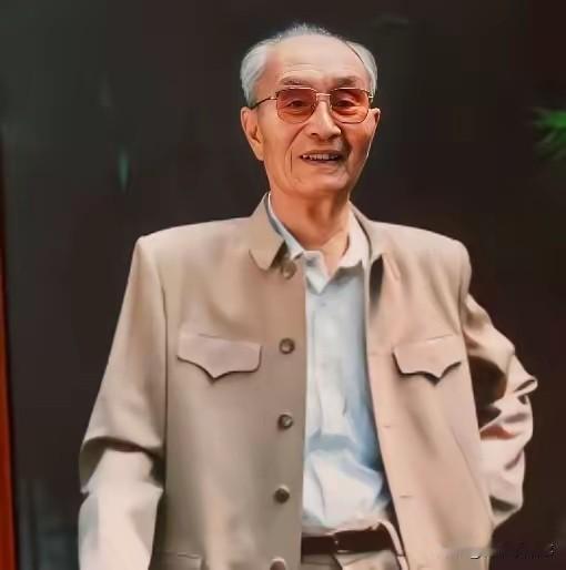 1972年，一战士救下一个突然病重的老人，事后不但没有被升职，反而被组织要求退伍